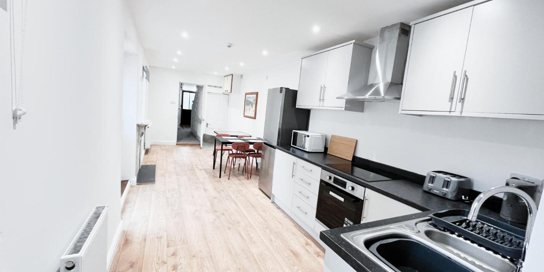 Spacious Room In Modern House Near Nottingham Luaran gambar