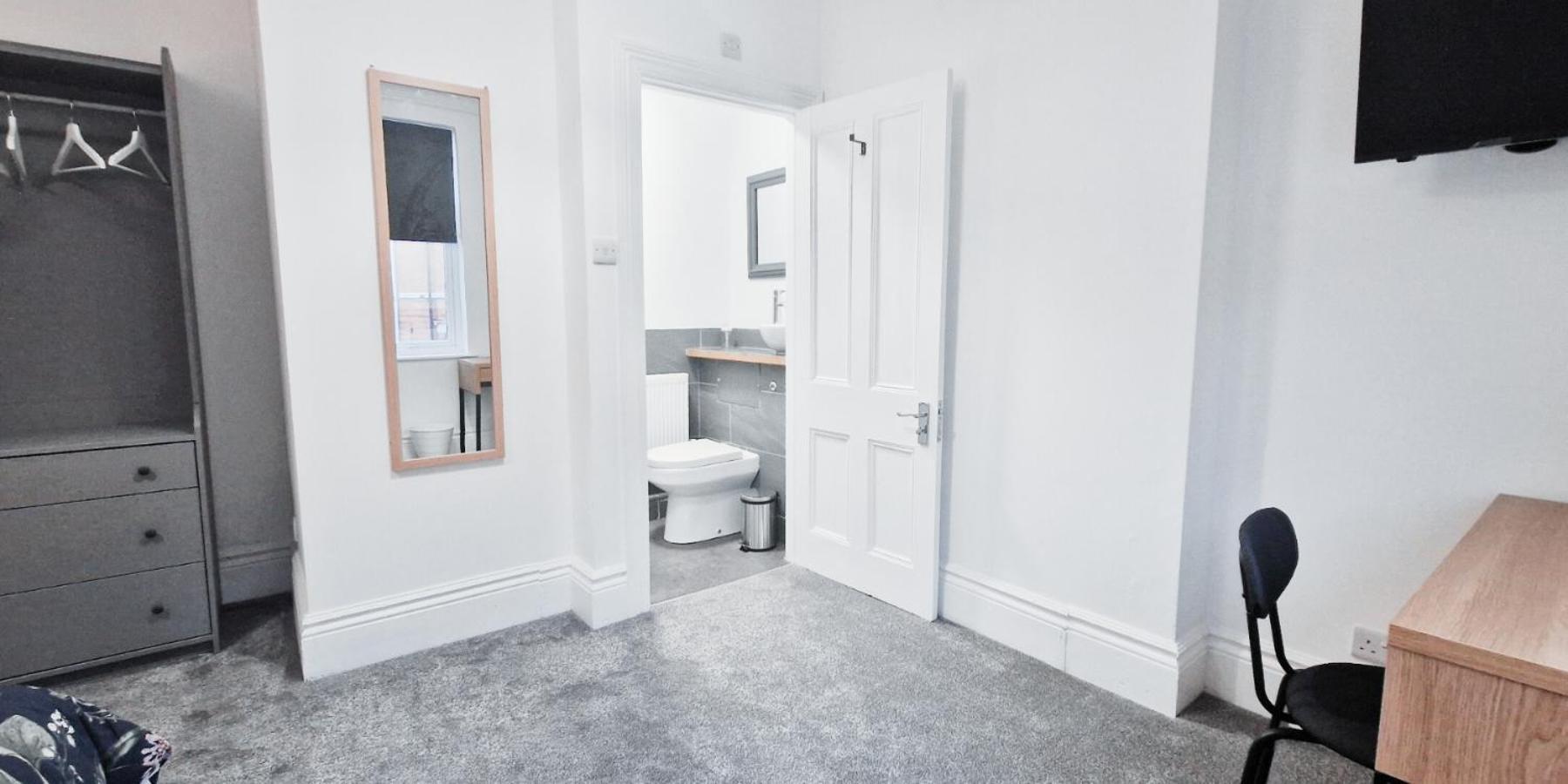 Spacious Room In Modern House Near Nottingham Luaran gambar